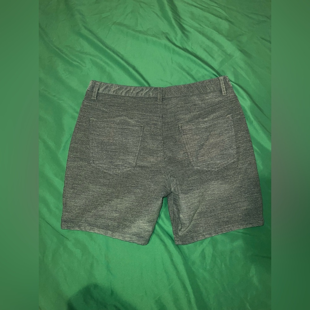 Men's Flat Front Shorts in Olive Green - Picture 3 of 8
